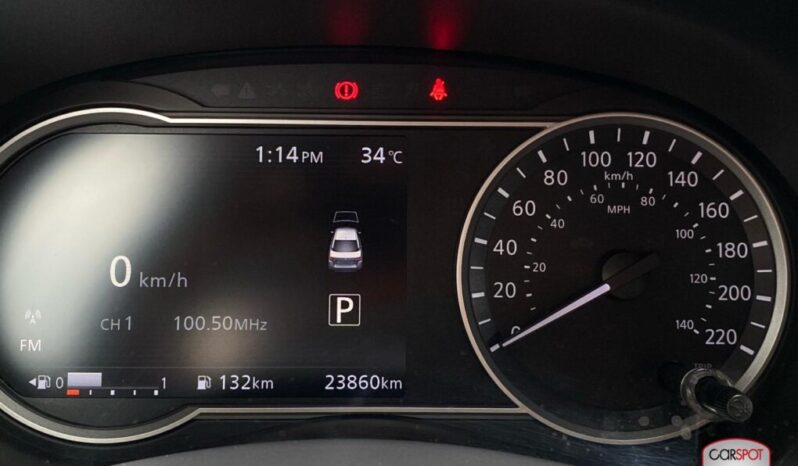 Nissan Versa Advance 2024 lleno