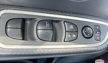 Nissan Versa 2023 lleno