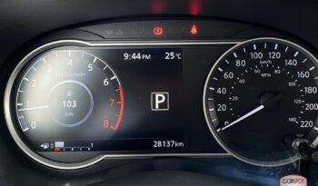 Nissan Versa 2023 lleno