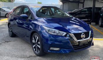 Nissan Versa 2023 lleno