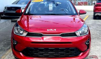 Kia Rio 2023 lleno