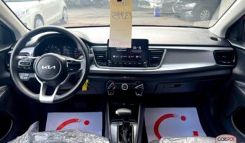 Kia Rio 2023 lleno