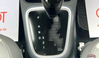 Kia Soluto 2024 lleno