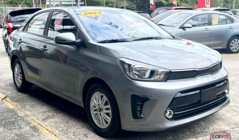 Kia Soluto 2024 lleno