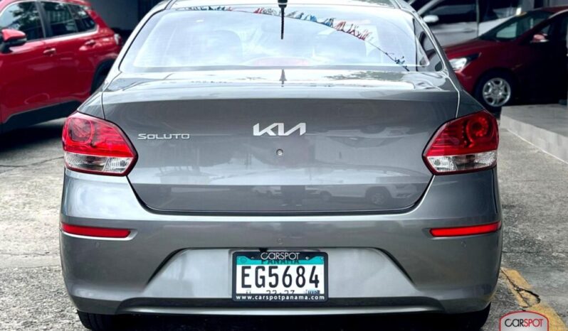 Kia Soluto 2024 lleno