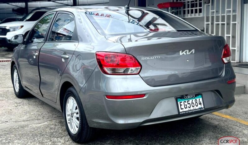 Kia Soluto 2024 lleno