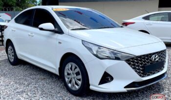 Hyundai Accent 2022 lleno
