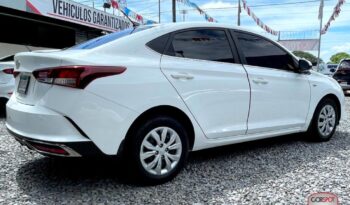 Hyundai Accent 2022 lleno