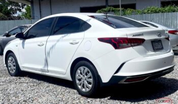 Hyundai Accent 2022 lleno