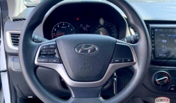 Hyundai Accent 2023 lleno