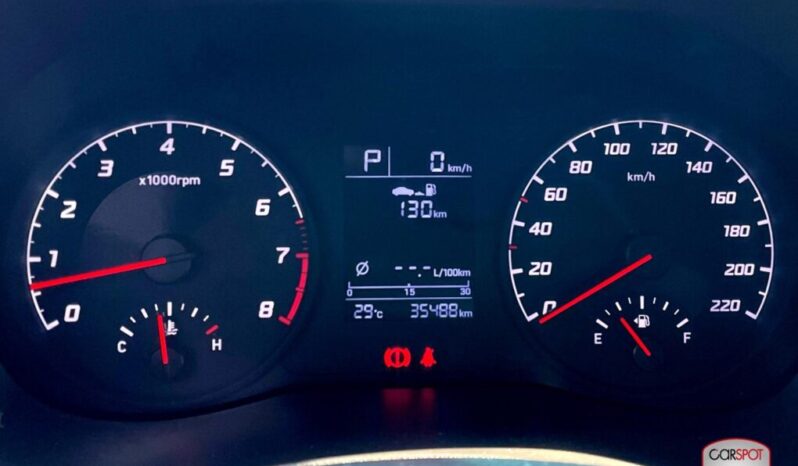 Hyundai Accent 2023 lleno