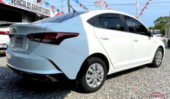 Hyundai Accent 2023 lleno