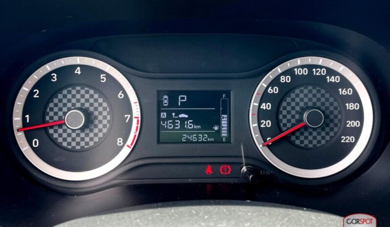 Hyundai Grand i10 2024 lleno