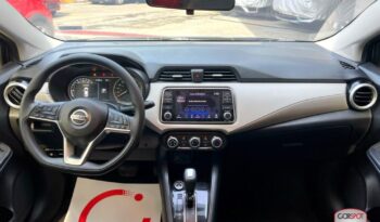 Nissan Versa 2021 lleno