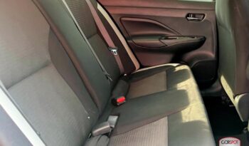 Nissan Versa 2021 lleno