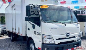 Hino 300 2024 lleno
