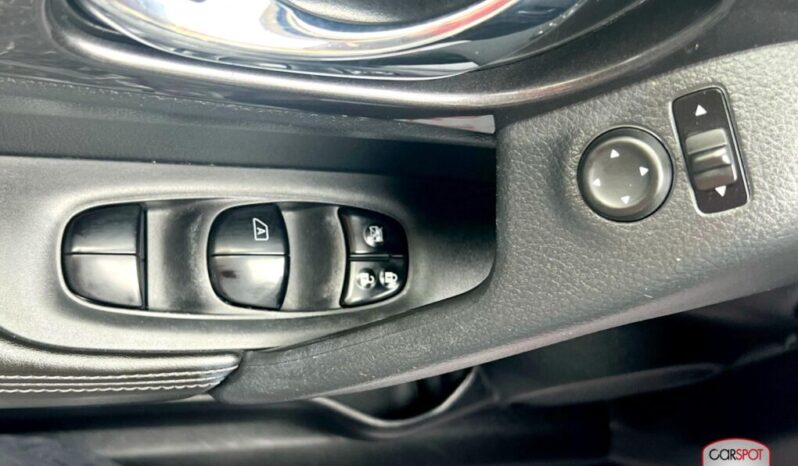 Nissan X-Trail 2022 lleno