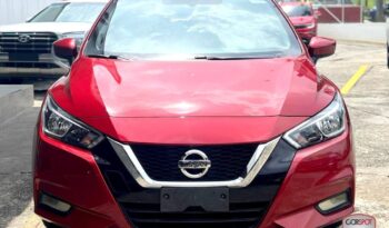 Nissan Versa 2022 lleno