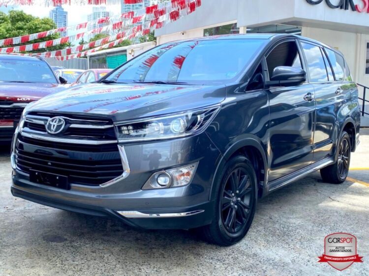  toyota  innova  2022 