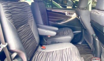 Toyota Innova Venturer 2022 lleno