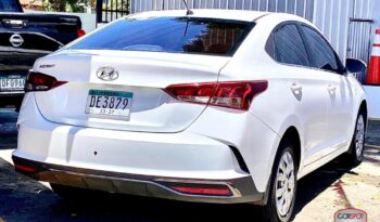 Hyundai Accent 2024 lleno