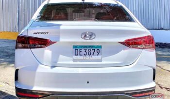 Hyundai Accent 2024 lleno