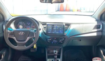 Hyundai Accent 2024 lleno