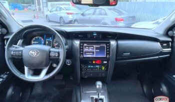 Toyota Fortuner SRV 2023 lleno