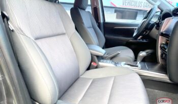 Toyota Fortuner SRV 2023 lleno