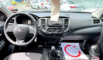 Mitsubishi L200 2024 lleno